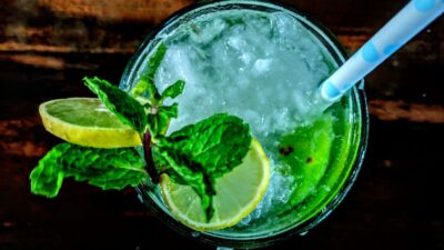 Super Bowl cocktail for Patriot-weary people 2