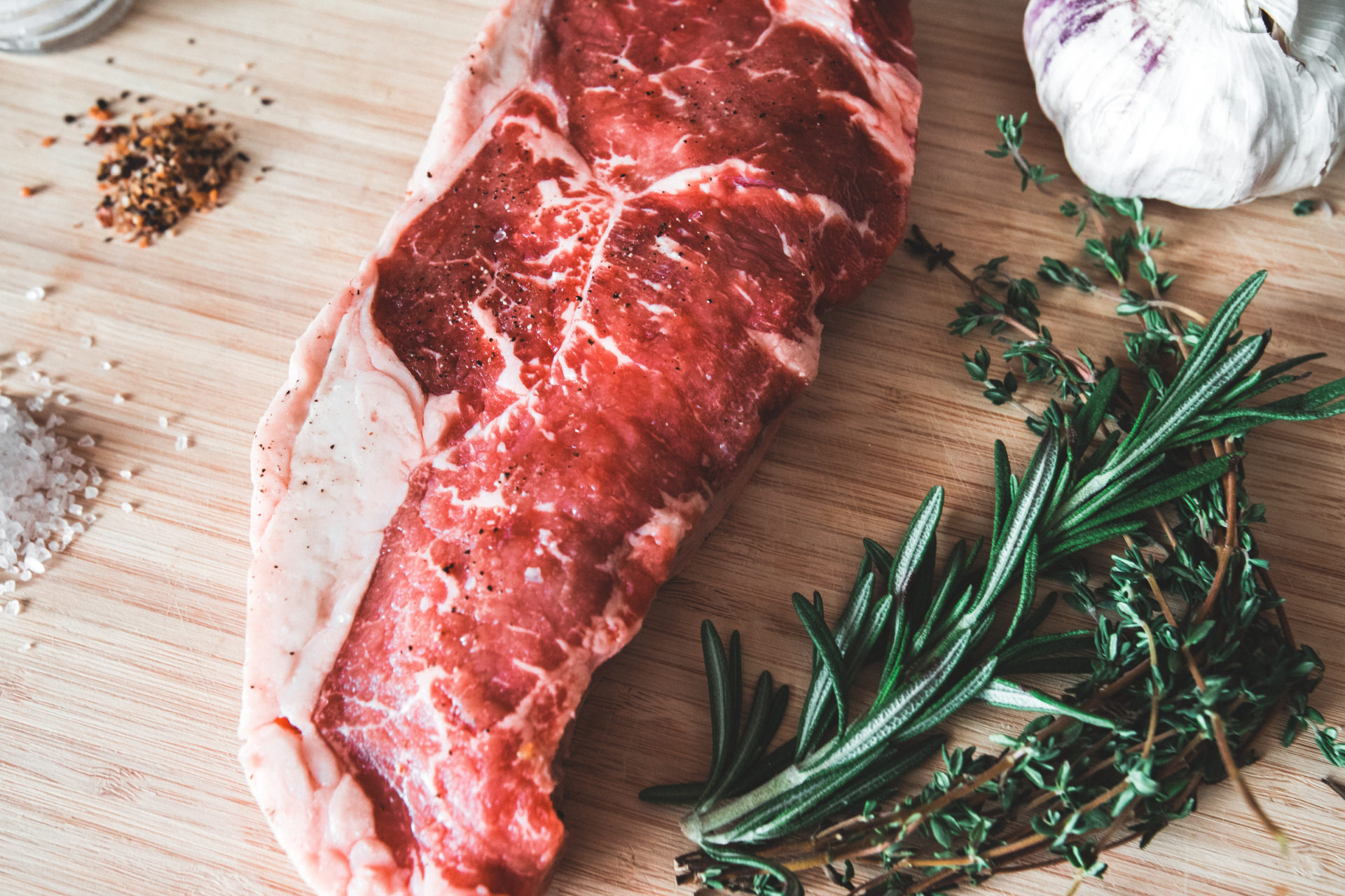 Wood dinner grain steak