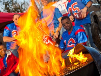 Tailgate Party Tips: 9 Cold-Weather Essentials to Keep You Toasty