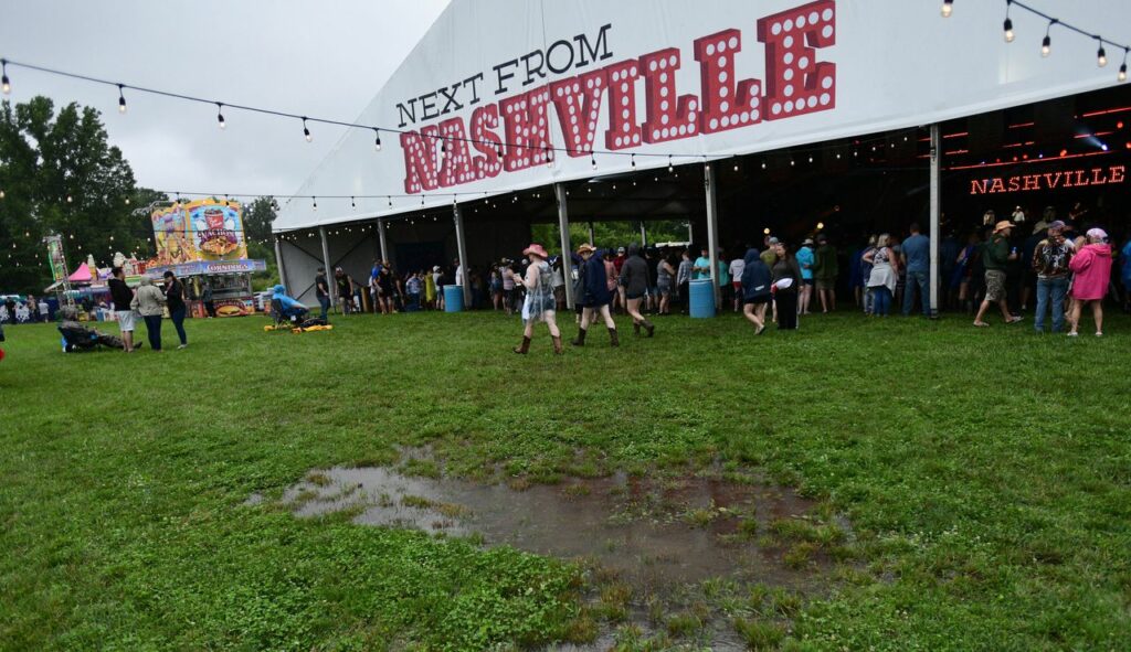 6 Tailgating Tips for the Faster Horses Music Festival 28