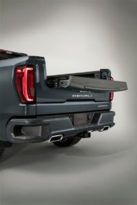 GMC Sierra’s new tailgate meant for tailgating
