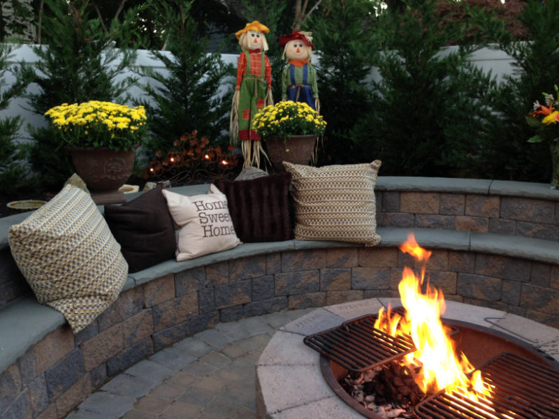 Our Master Guide To Backyard Fire Pits Perfect For Keeping You Warm At Your Fall Homegate