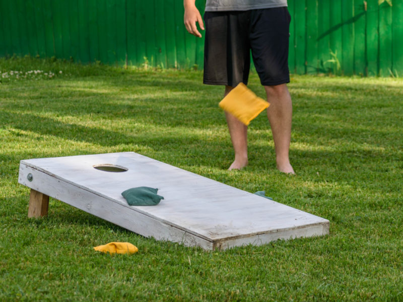 Our Favorite Backyard Tailgating Games For Homegating