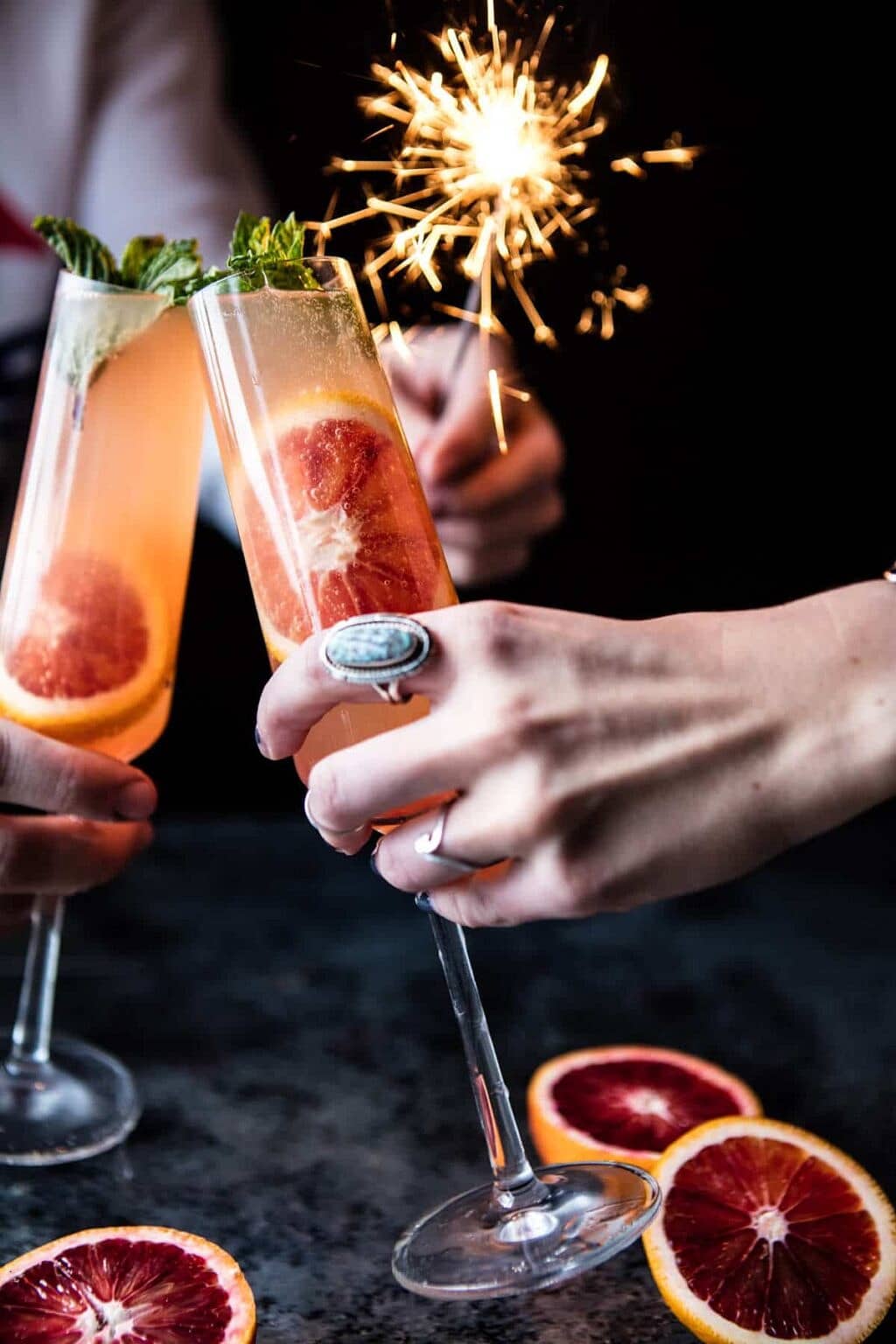 15 Champagne Cocktails To Ring In The New Year 13