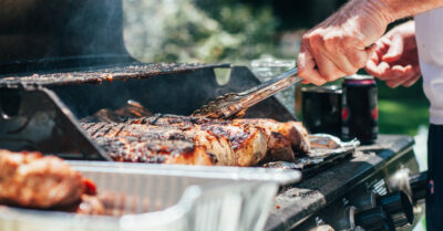 Tips To Make Your Tailgate Food Grill Like Brand New Again