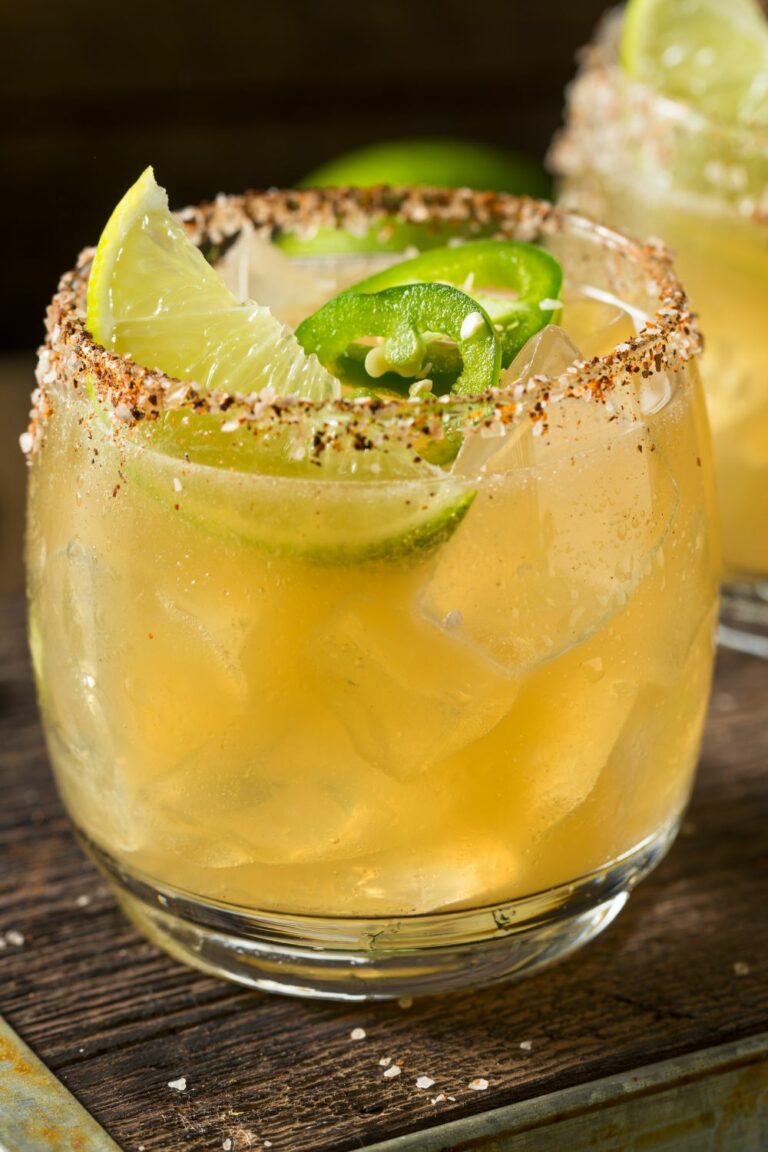 How to Make the Spicy Desert Heat Cocktail for Golf Tailgates