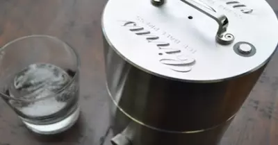 Cirrus Ice Ball Press