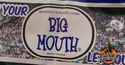 Video: Big Mouth Dry Erasable Fan Signs