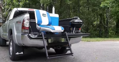 VIBA Seat: Sit on Tailgate of Your Truck