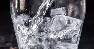 Thursday spirit: Gin and tonic