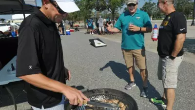 Post-hurricane tailgating the best kind of hospitality 1