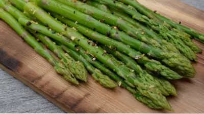 Stubb's spiced asparagus spears 1