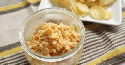 3 Chile Pepper Gouda Beer Cheese Dip