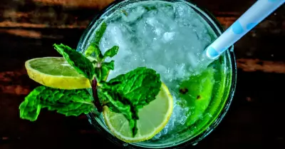 Super Bowl cocktail for Patriot-weary people 2