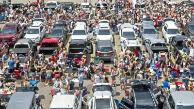 Tailgating lot center of Pittsburgh dispute 2