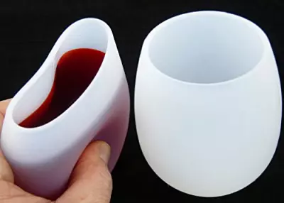 Silicone wine glasses a tailgating must-have 2 ITsiliconewine2