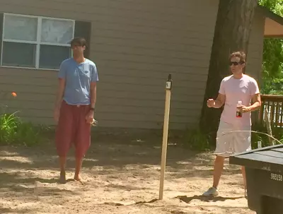 6 Creative Uses for Beer 3 Polish Horseshoes backyard
