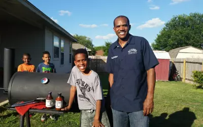 Meet Stubb's barbecue guru Rocky Stubblefield (Video) 3 father son grilling rocky stubblefield
