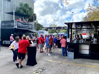 Tailgating Party Experts Teach Us How to Gather Safely 3 ITpartyshacksGAFL11
