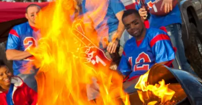 Tailgate Party Tips: 9 Cold-Weather Essentials to Keep You Toasty