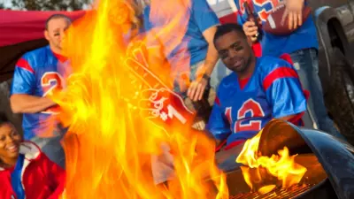 Tailgate Party Tips: 9 Cold-Weather Essentials to Keep You Toasty
