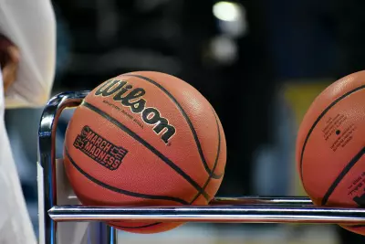 7 Ways To Make Your March Madness Homegating Epic 1 march madness homegating, march madness, march madness 2021, covid, ncaa, basketball, brackets, 2021, food, party, entertaining, homegate, tailgate, tailgating, host, hosting, entertain