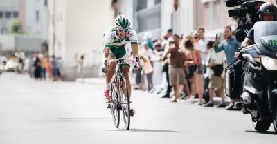 Join “The Caravan”: How Fans Of The Tour de France Tailgate