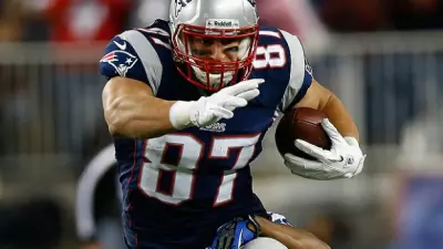 Our Master Guide To Tequila Tailgating Cocktails 7 gronk2