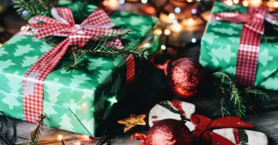 Our Ultimate Holiday Tailgating Gift-Giving Guide