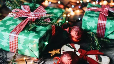 Our Ultimate Holiday Tailgating Gift-Giving Guide