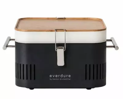 12 Lightest Portable Grills To Easily Take To Any Tailgate 4 Screen Shot 2022 05 10 at 12.54.52 PM