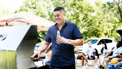 Gearing Up For Football Season: Our 2022 Must-Haves For Tailgating