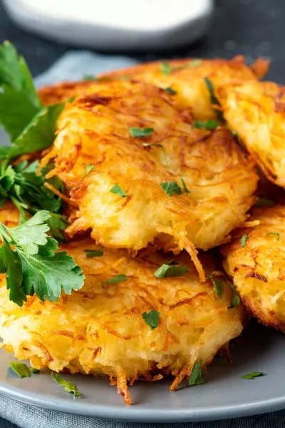Frozen Hash Browns in Air Fryer 3 Crispy hash browns that were air fried.