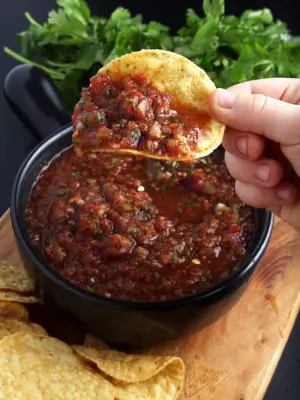 Taylor Swift Inspired Football Recipes 3 Have a Fiesta with This Simple Spicy Salsa Recipe